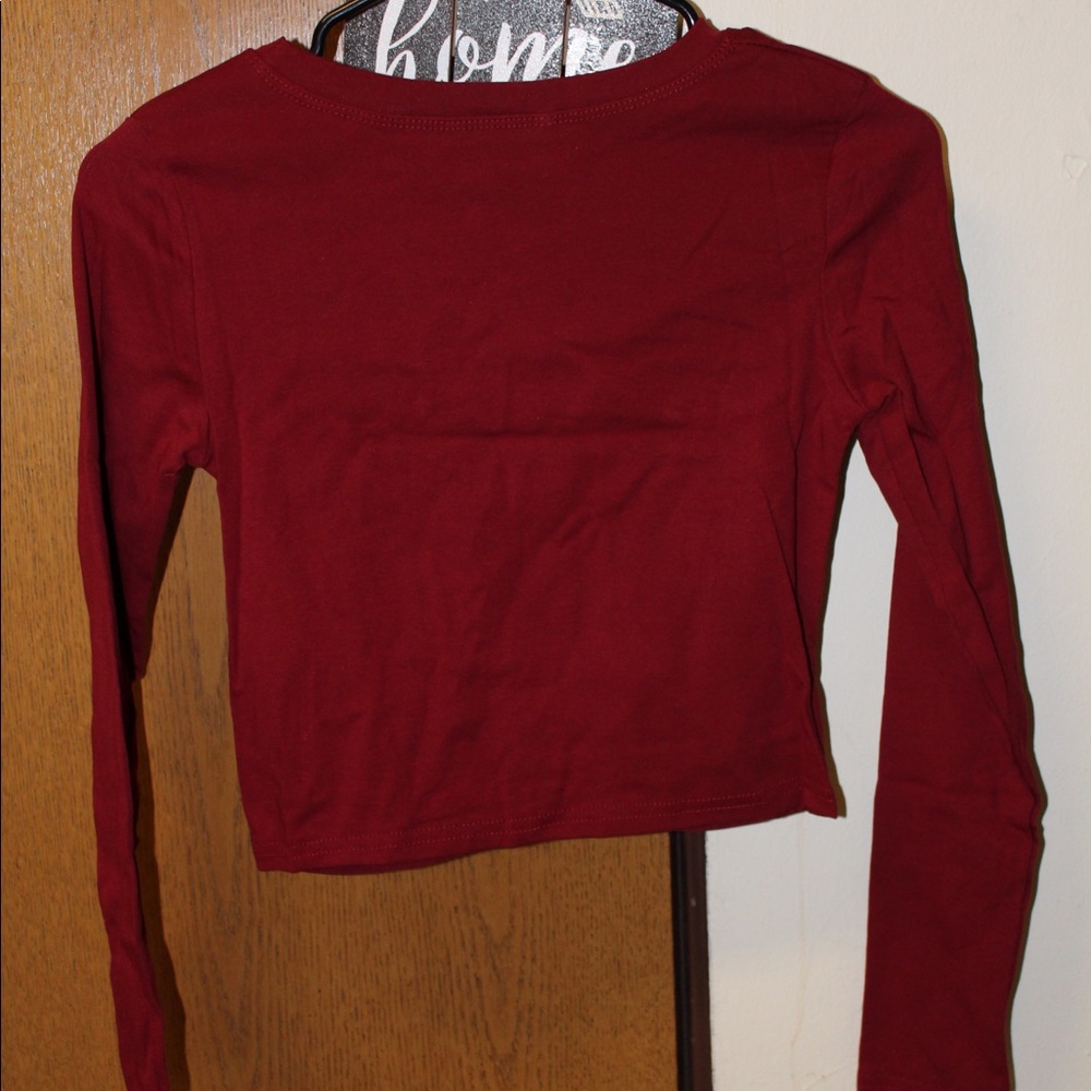 Red crop top - Picture 3 of 3
